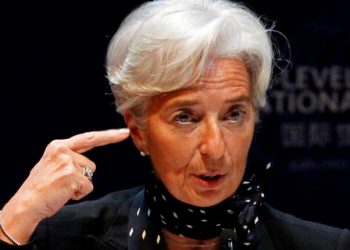 "Γιουρούσι" Λαγκάρντ στις αγορές για να πέσουν τα επιτόκια