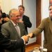 Ο  διοικητής της Τράπεζας της Ελλάδος, Γιάννης  Στουρνάρας συνομιλεί με τον Ιωάννη Δραγασάκη και τον Ευκλείδη Τσακαλώτο στο γραφείο του  προέδρου του ΣΥΡΙΖΑ στη Βουλή, Πέμπτη 30 Οκτωβρίου 2014.Με τον διοικητή της Τράπεζας της Ελλάδος Γιάννη  Στουρνάρα είχε συνάντηση ο πρόεδρος του ΣΥΡΙΖΑ Αλέξης Τσίπρας. ΑΠΕ-ΜΠΕ/ΑΠΕ-ΜΠΕ/Παντελής Σαίτας