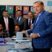 BASBAKAN RECEP TAYYIP ERDOGAN USKUDAR SAFFET CEBI ILKOKULUNDA OY KULLANDI.    FOTOGRAF:UGUR CAN ISTANBUL/DHA
