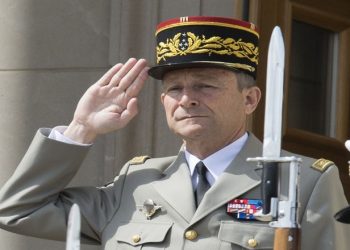 18th Chairman of the Joint Chiefs of Staff Army Gen. Martin E. Dempsey and French Chief of Defense Staff Gen. Pierre de Villiers salute in front of the Pentagon during an honor cordon in Arlington, Va., April 23, 2014. DoD photo by Mass Communication Specialist 1st Class Daniel Hinton