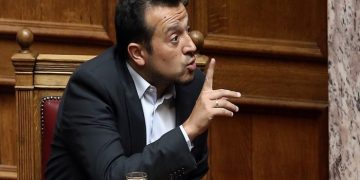 Συστήνεται προανακριτική για Παππά - τηλεοπτικές άδειες