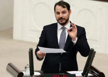Ο Μπεράτ Αλμπαιράκ