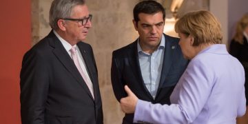 Valletta, Malta.12/11/15: European Commission President Jean-Claude Juncker (L) Greek Prime Minister Alexis Tsipras (C) and German Chancellor Angela Merkel (R) At the two-day Malta summit,which will build on existing cooperation processes between Europe and Africa.The summit is expected to address the root causes of migration by working to help create peace, stability and economic development in the countries of origin and transit.Jonathan Raa / Nurphoto (Photo by NurPhoto/NurPhoto via Getty Images)
