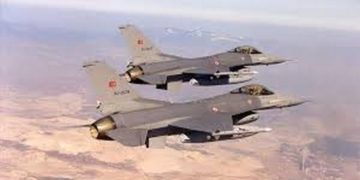 F16
