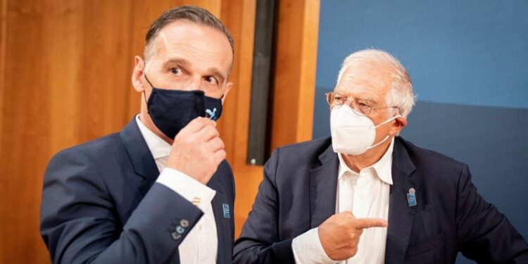 Ο Χάικο Μάας και ο Γιόζεπ Μπορέλ