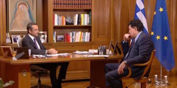 Κυριάκος Μητσοτάκης, Αλέξης Παπαχελάς