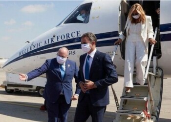 Η επίσκεψη που έχει διαρρεύσει μέρες τώρα και ανακοινώθηκε το πρωί της Τετάρτης εντάσσεται στην ευρύτερη γεωπολιτική στρατηγική για την ενίσχυση του γεωπολιτικού αποτυπώματος της Ελλάδας και την ανάσχεση της επέλασης της Τουρκίας