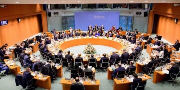 Διάσκεψη για τη Λιβύη: Η Τουρκία μένει. - Εκλογές τον Δεκέμβριο.