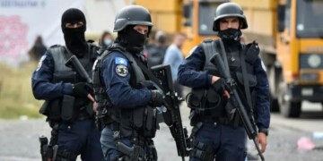 Ειδικές δυνάμεις στα σύνορα Σερβίας - Κοσόβου