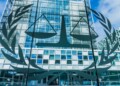 Ένταλμα σύλληψης του Βλάντιμιρ Πούτιν εξέδωσε το Διεθνές Ποινικό Δικαστήριο της Χάγης, κατηγορώντας τον πρόεδρο της Ρωσία για εγκλήματα πολέμου στην Ουκρανία.