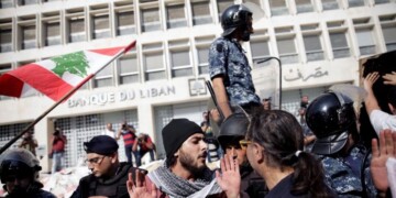Κίνδυνος εμφυλίου-θρησκευτικού πολέμου στον Λίβανο