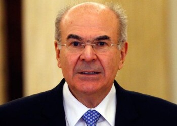 Ο Βασίλης Σκουρής