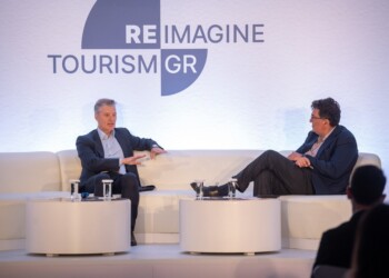 Δρ. Γιάννης Παράσχης-Πρόεδρος ΣΕΤΕ & CEO, Athens International Airport, Αλέξης Παπαχελάς-Executive Editor, Καθημερινή.