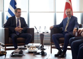 Ο Ταγίπ Ερντογάν και ο Κυριάκος Μητσοτάκης κατά τη συνάντηση τους στη Νέα Υόρκη