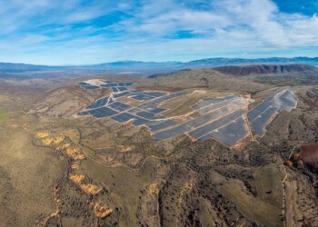 Η πειστική απάντηση της HELLENiQ ENERGY στην πρόκληση της πράσινης μετάβασης