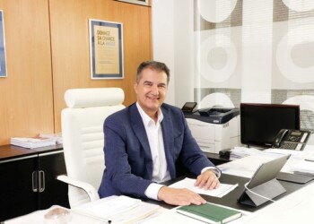 Ο πρόεδρος της Fourlis Holding, Βασίλης Φουρλής