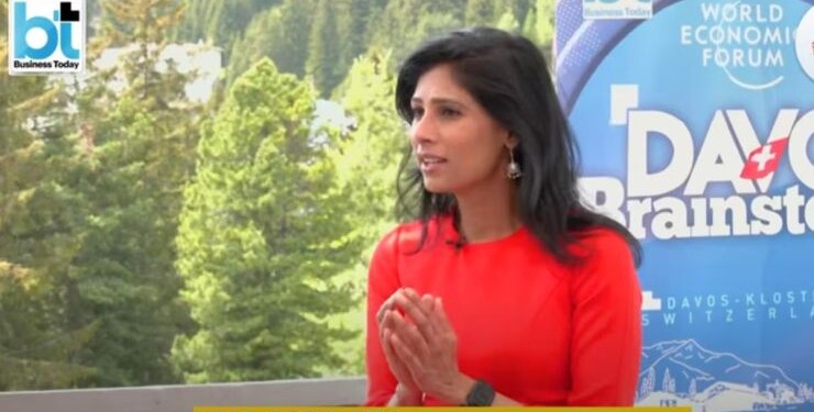 Η Gita Gopinath, αναπληρώτρια γενική διευθύντρια του ΔΝΤ