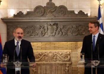 Σε διαδικασία επαναπροσέγγισης με την Αρμενία, αφού όμως δρομολογήθηκε η απώλεια του Ναγκόρνο Καραμπάχ, βρίσκεται η Ελλάδα, όπως προκύπτει από τη συνάντηση του Κυριάκου Μητσοτάκη με τον Αρμένιο πρωθυπουργό Νικόλ Πασινάν.
