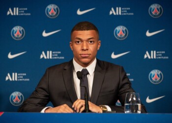 Παρέμβαση MBappe κατά της ακροδεξιάς - Διαδηλώσεις στις Βρυξέλλες