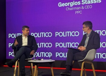 Το πρότυπο που προωθεί η ΔΕΗ για την επαναχρησιμοποίηση των απενεργοποιημένων λιγνιτικών πεδίων και μονάδων για την εδραίωση Mega Data Centers και την τροφοδοσία τους behind the meter και με πράσινη ενέργεια, ανέπτυξε ο CEO της εταιρίας Γιώργος Στάσσης