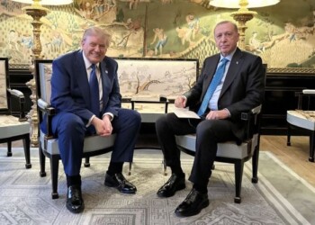 Βατερλώ Μητσοτάκη στο NATO: Τα 25 δισ. δεν εξασφάλισαν ούτε χειραψία με Τραμπ