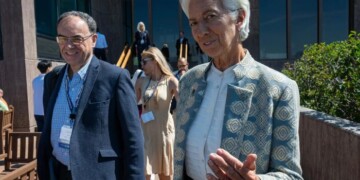 Κεντρικοί τραπεζίτες: Οι μεγάλες οικονομίες θέλουν κι άλλους μετανάστες! Για να μην καταρρεύσουν