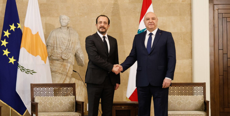 CREATOR: gd-jpeg v1.0 (using IJG JPEG v62), quality = 82